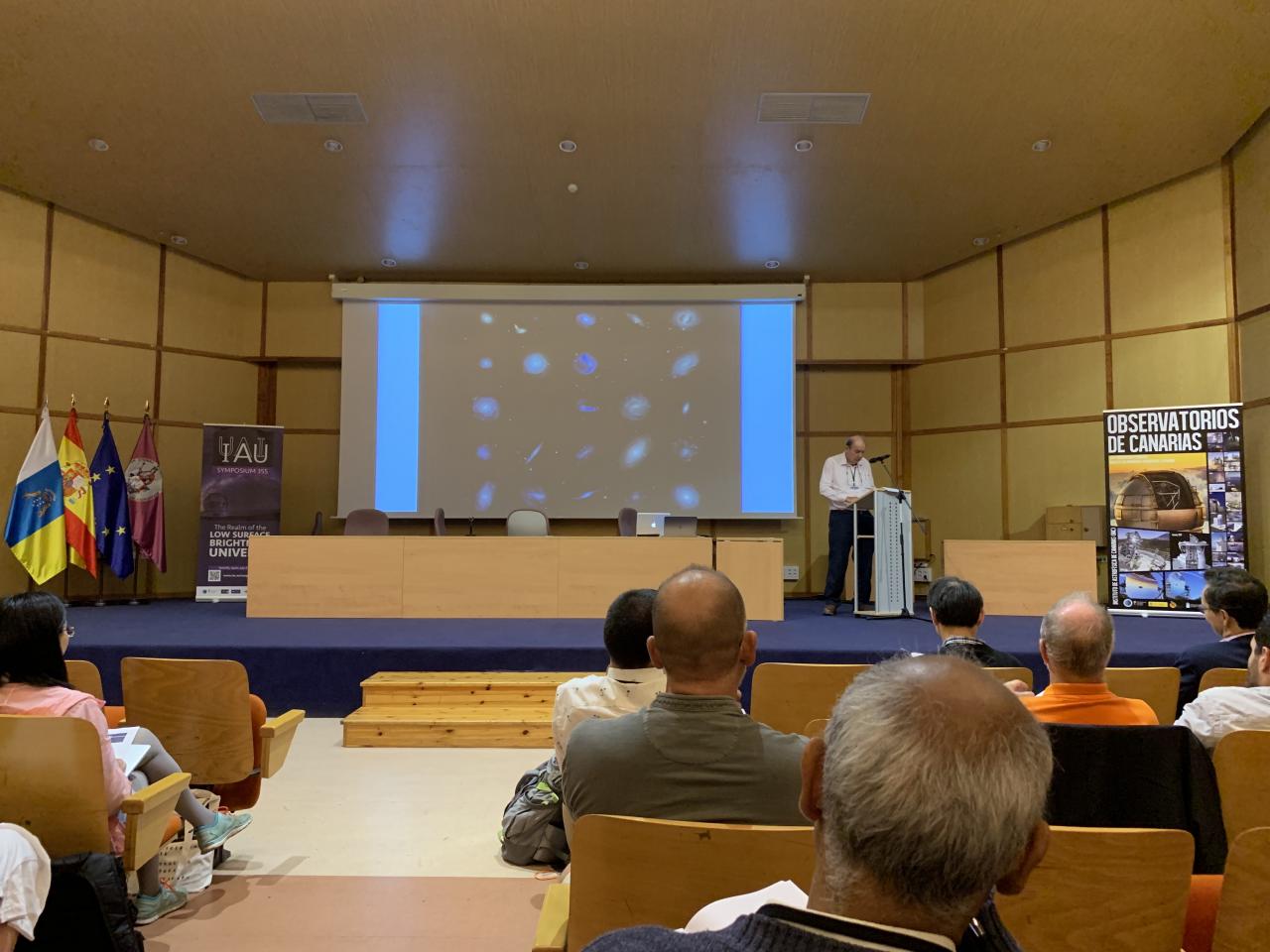 Michael Disney during his speech, this morning, at the IAU Symposium 355, at the University of La Laguna.