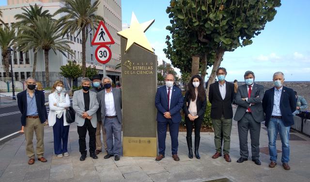 Image of the IAC representatives who have attended the inauguration of the Walk of the Stars of Science of La Palma. Credit: Aarón García Botín/IAC