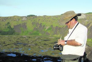 Juan Antonio Belmonte, en la isla de Pascua