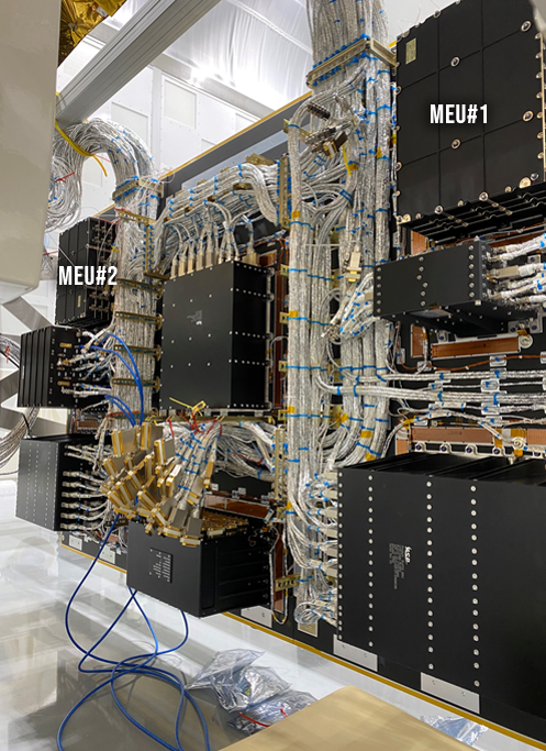 Las dos unidades principales de electrónica del telescopio de PLATO (MEU)