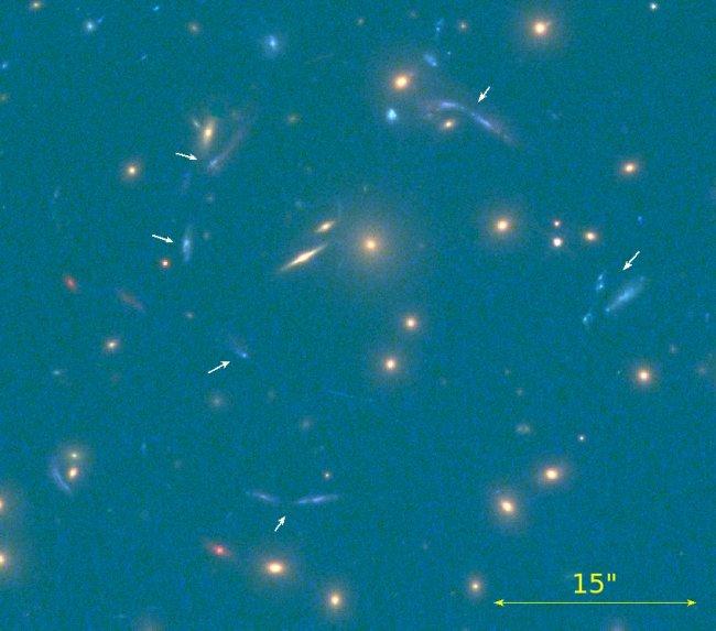 Hallan una de las galaxias más luminosas que se conocen