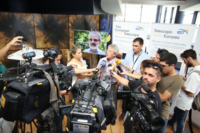 Presentación de la maqueta del Telescopio Solar Europeo en el Museo Elder de Las Palmas