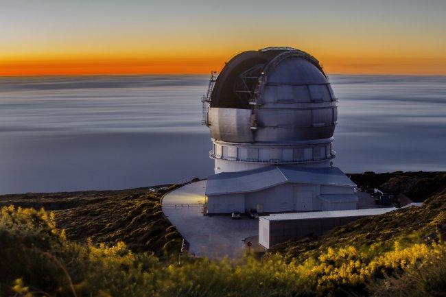 GTC estudia el origen del neutrino detectado en el “Cubo de Hielo” en el Polo Sur