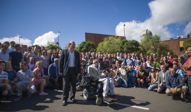 EN MEMORIA DE STEPHEN HAWKING