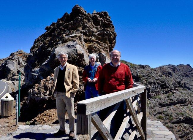 Representantes del TMT visitan el IAC y sus observatorios