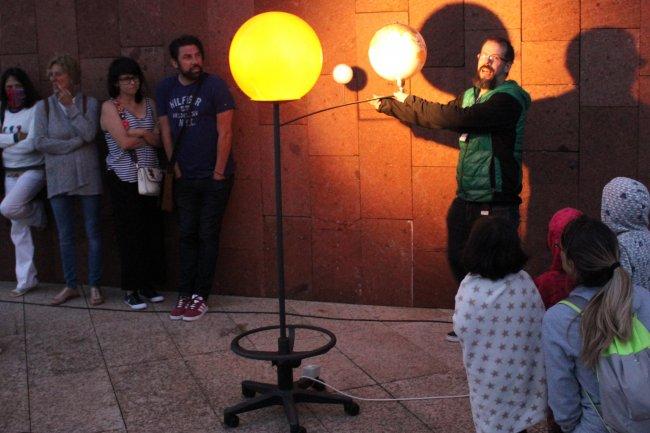 Primeras imágenes y secuencias de la Luna Roja desde Namibia y Tenerife