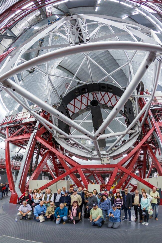 Estrellas de la literatura ‘tocan el cielo’ en el Observatorio de La Palma