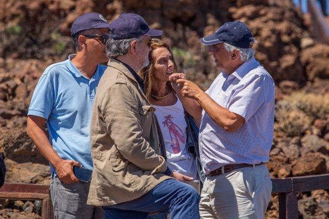 Estrellas de la literatura ‘tocan el cielo’ en el Observatorio de La Palma