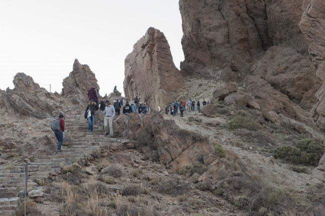 Close of the International Conference on the cosmic background radiation in Tenerife