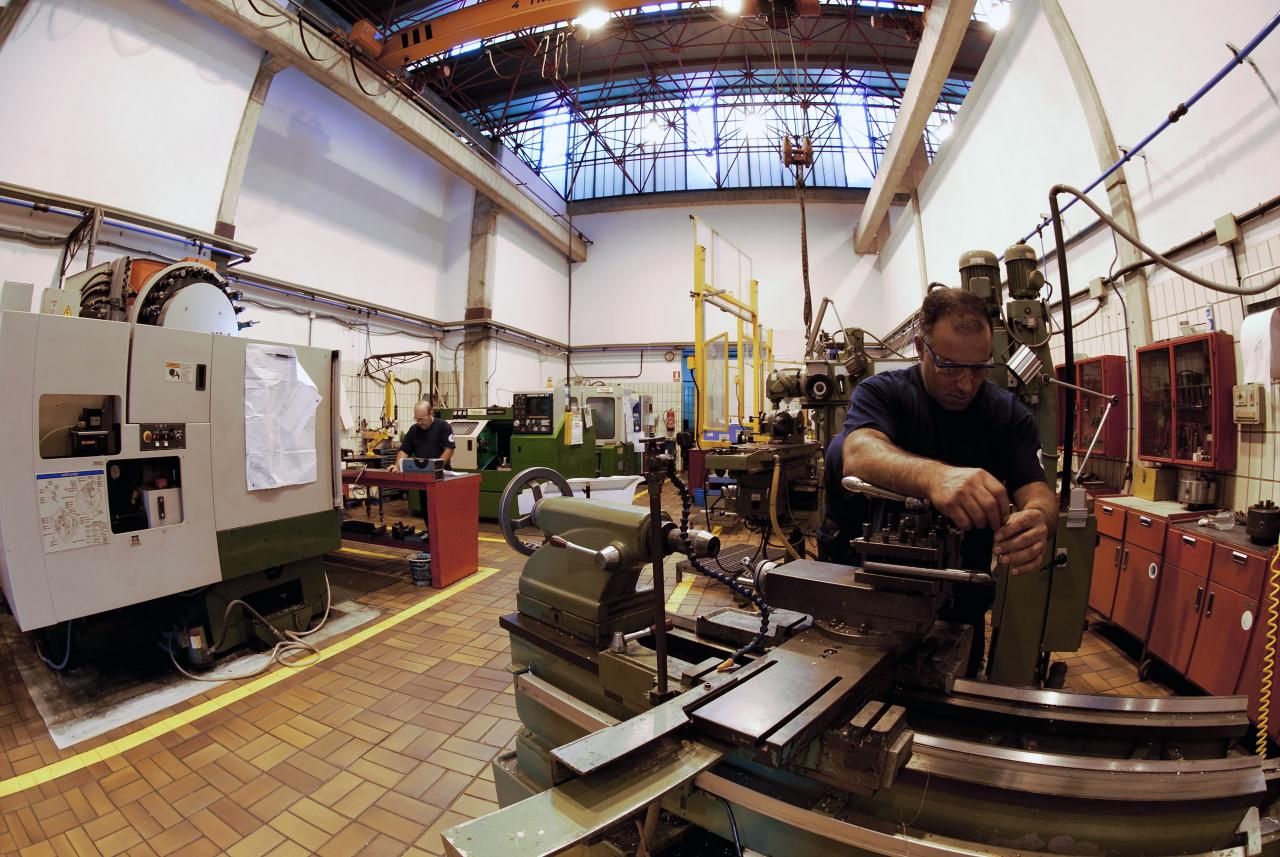 View of the mechanics workshop. Author Ángel Luis Aldai. 