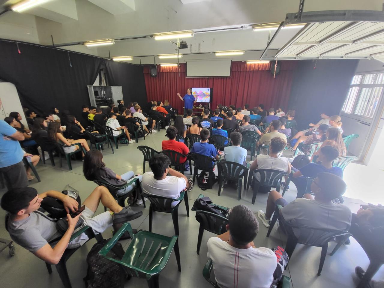 Charla en el IES Las Galletas durante las Semanas de la Ciencia 2022