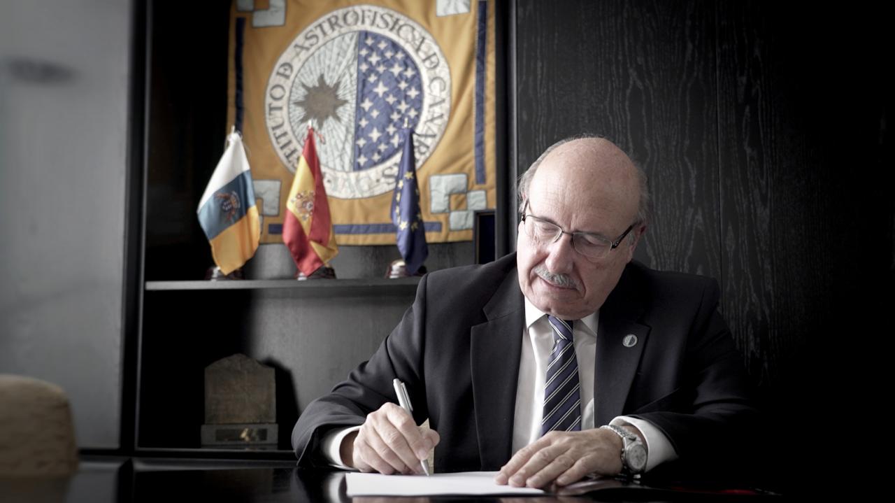 Rafael Rebolo - Signature of the agreement with AEMET