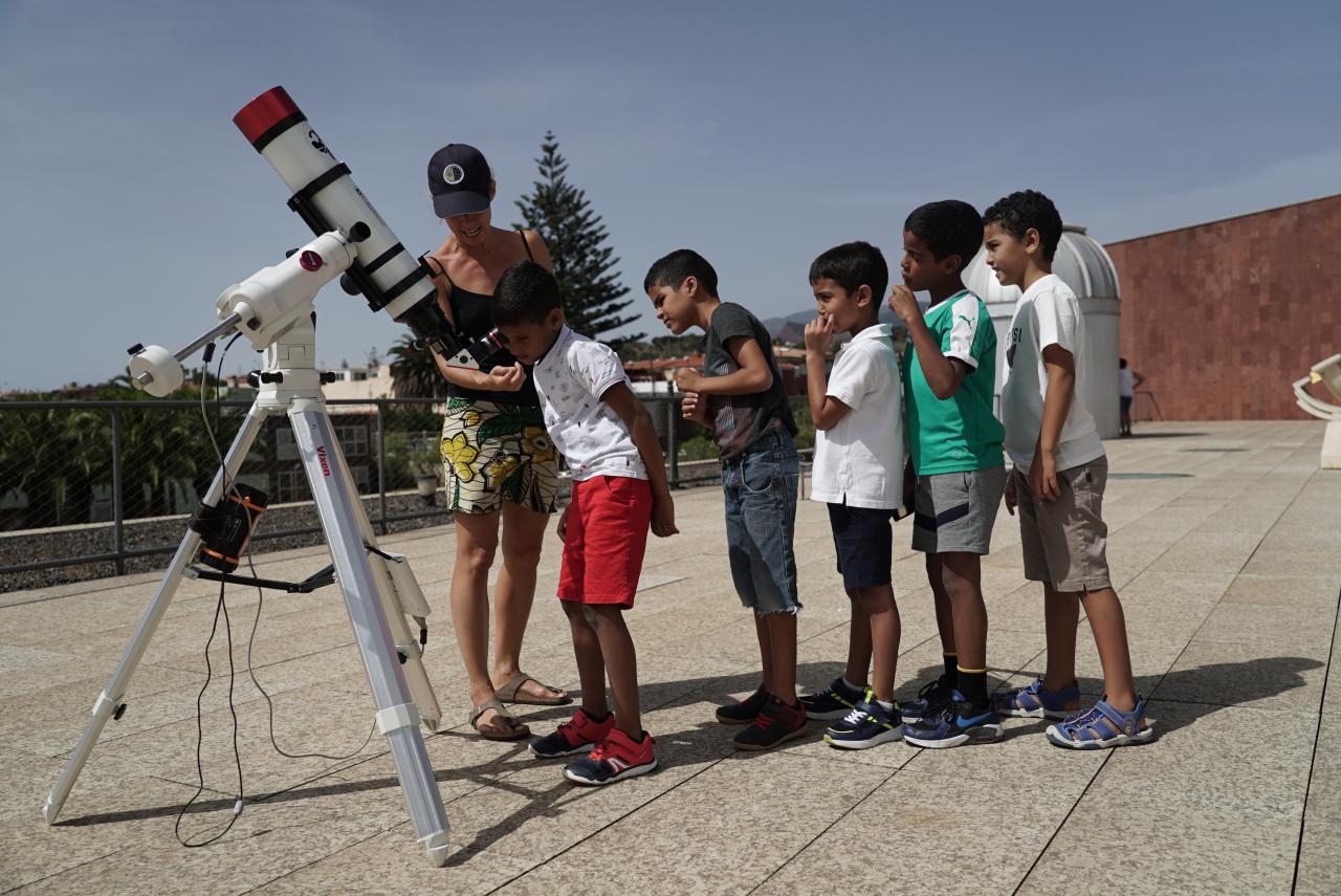 Actividades con niños y niñas saharauis en el MCC y el IAC