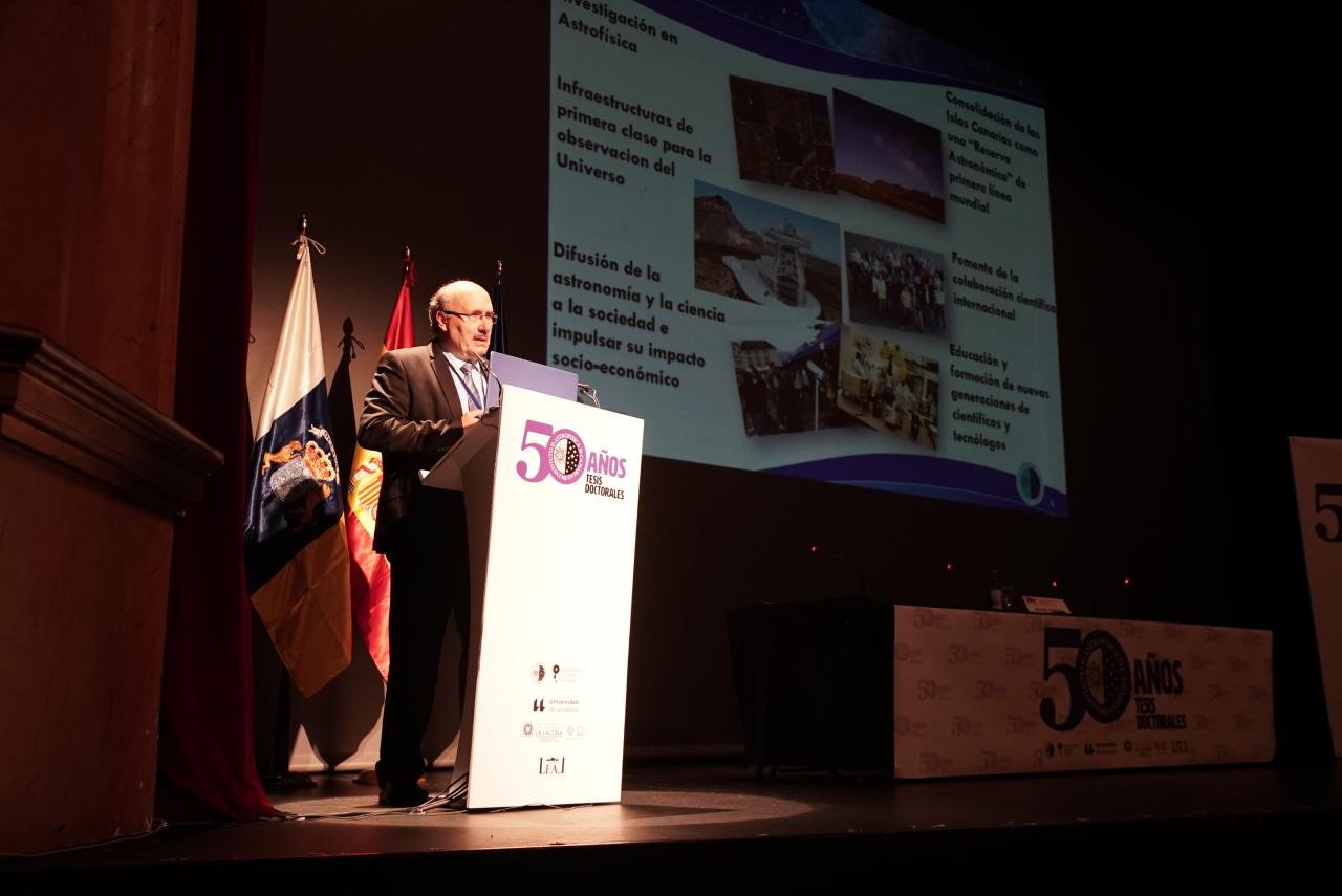 Rafael Rebolo during the inauguration of the congress "Impulsando la Astrofísica en España: 50 años de thesis doctorales en el IAC"