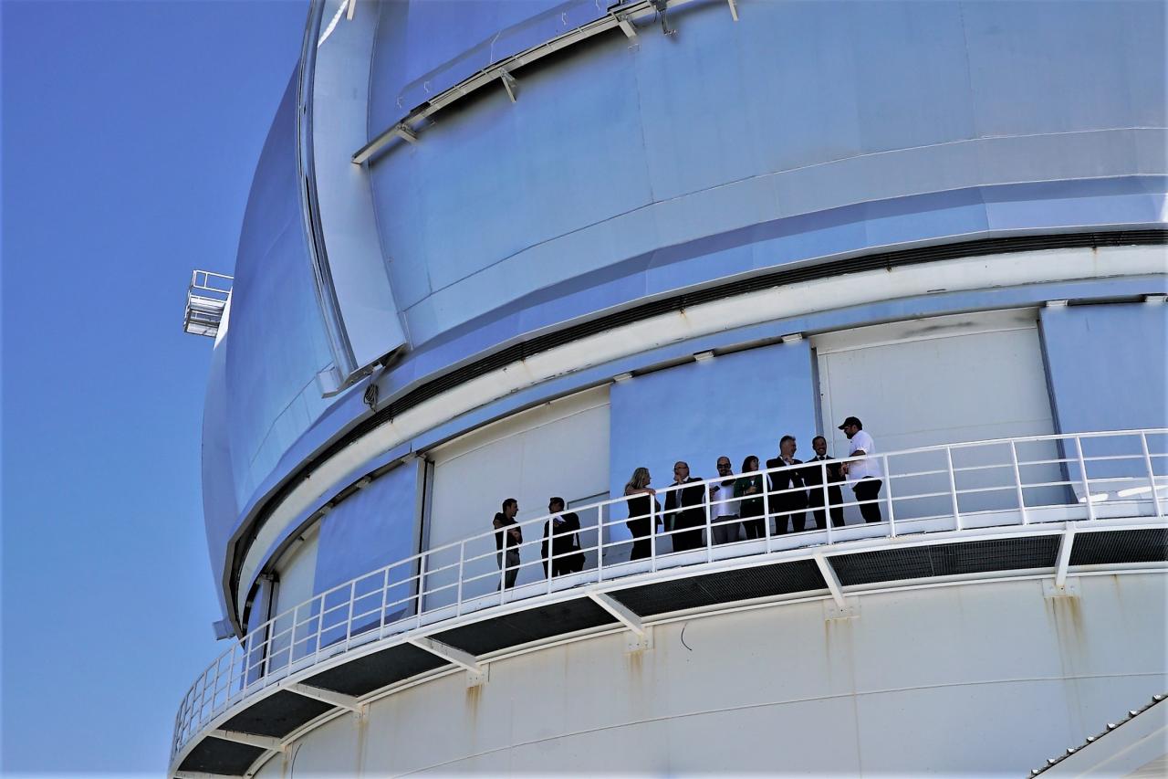 Political representatives of Canarian institutions visit the GTC