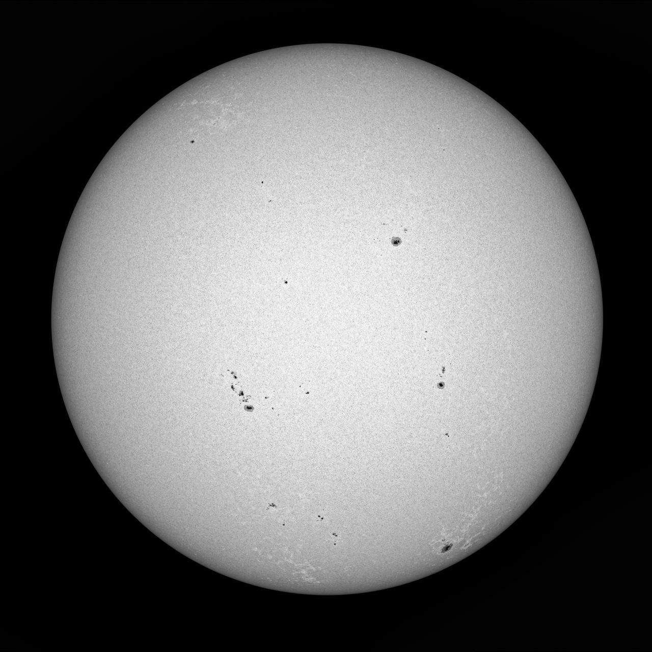 Sol luz visible 24 junio 23