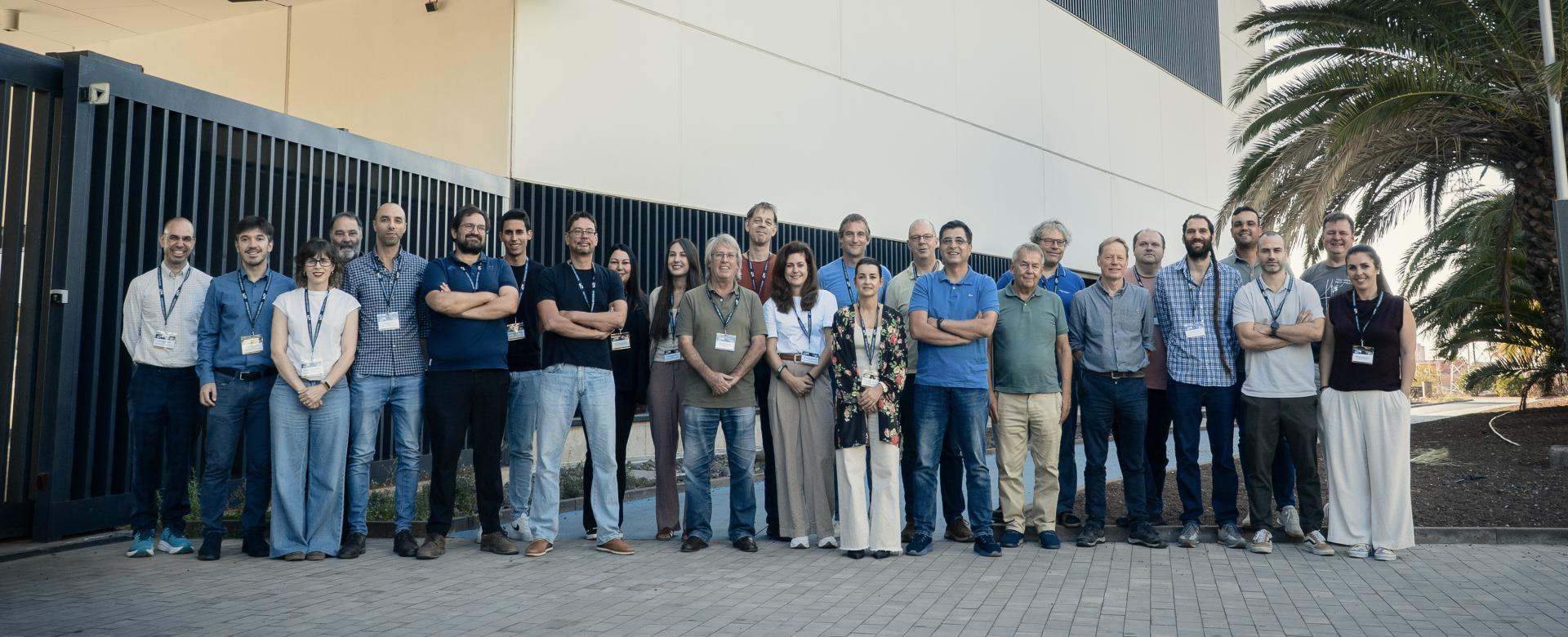 Participants in the sessions of the Conceptual Design Review of the EST scientific instrument suite (SIS), held at the IACTEC and IAC facilities.
