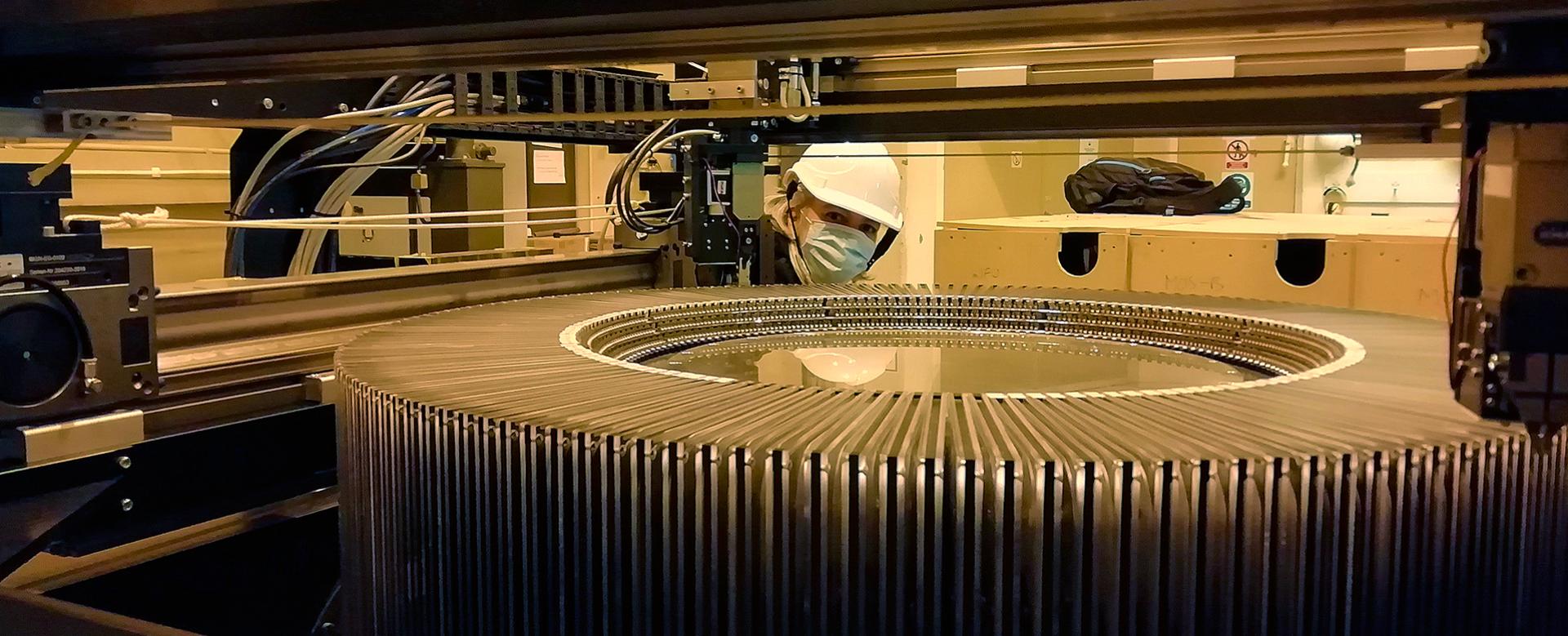 WEAVE's fibre positioner after being unpacked at the William Herschel Telescope (WHT). Credit: Isaac Newton Group of Telescopes (ING), La Palma. WEAVE's fibre positioner after being unpacked at the William Herschel Telescope (WHT). Credit: Isaac Newton Group of Telescopes (ING), La Palma.