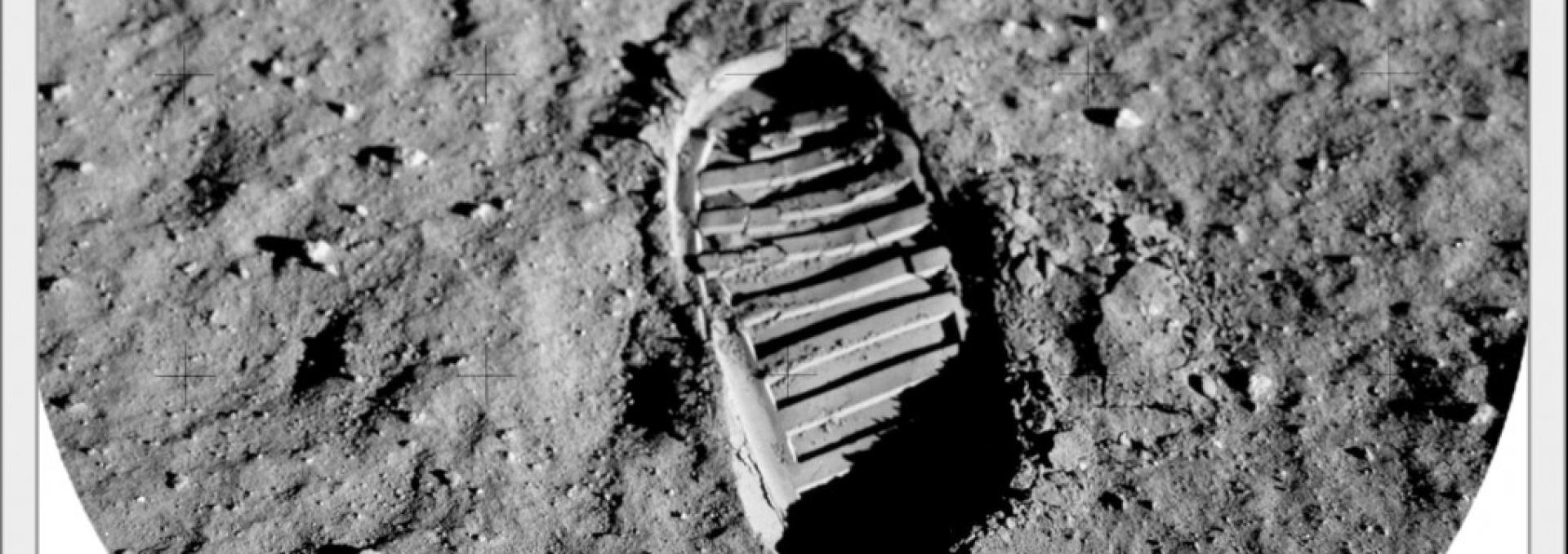 Huella de la pisada del piloto del módulo lunar del Apolo 11, realizada por Buzz Aldrin en la superficie lunar. Crédito: NASA.