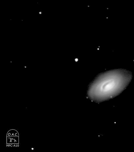 Galaxia del Ojo Negro