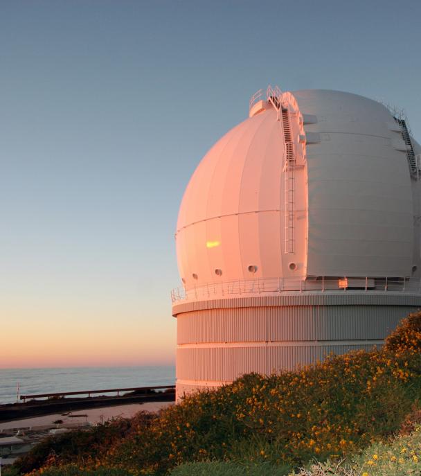 El Telescopio William Herschel al atardecer