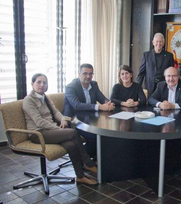 TMT International Observatory and the Instituto de Astrofísica de Canarias (IAC) sign agreement on hosting the Thirty Meter Telescope in La Palma, Spain