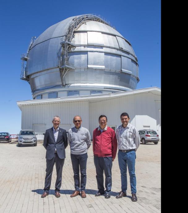 El vicepresidente de la Academia de Ciencias de China y una delegación del NAOC visitan el IAC y los Observatorios de Canarias