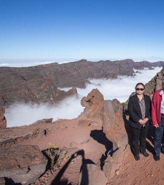 El vicepresidente de la Academia de Ciencias de China y una delegación del NAOC visitan el IAC y los Observatorios de Canarias