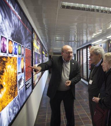 El premio nobel Claude Cohen-Tannoudji visita el IAC y el Observatorio del Teide