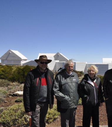 El premio nobel Claude Cohen-Tannoudji visita el IAC y el Observatorio del Teide