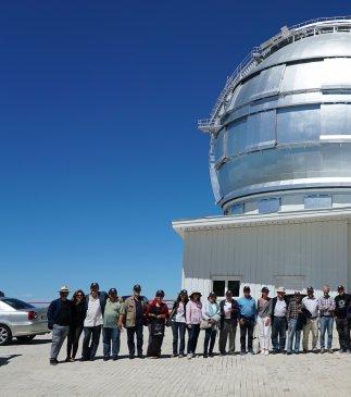 Estrellas de la literatura ‘tocan el cielo’ en el Observatorio de La Palma