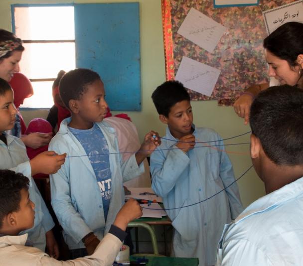 Amanar estudiantes taller constelaciones