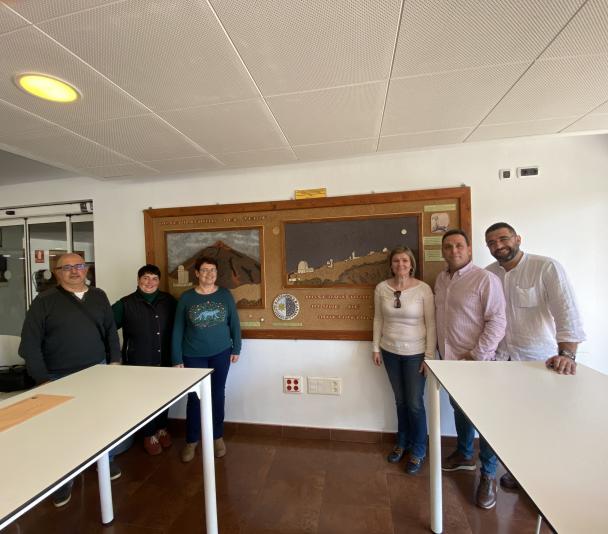 La Corporación Municipal de Tegueste visita el IAC 