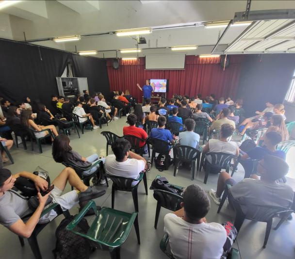 Charla en el IES Las Galletas durante las Semanas de la Ciencia 2022