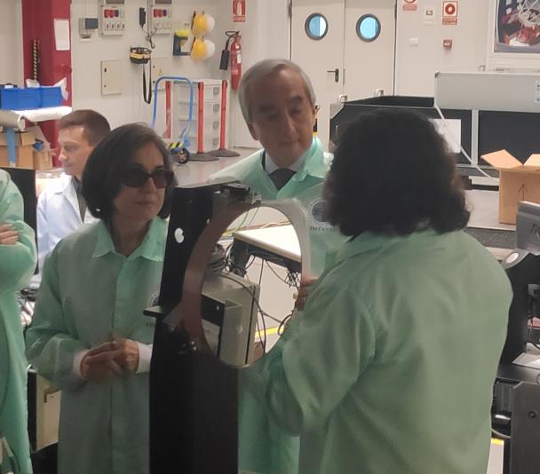 Visita del embajador de Japón El embajador de Japón en la sede del IAC junto a varios acompañantes