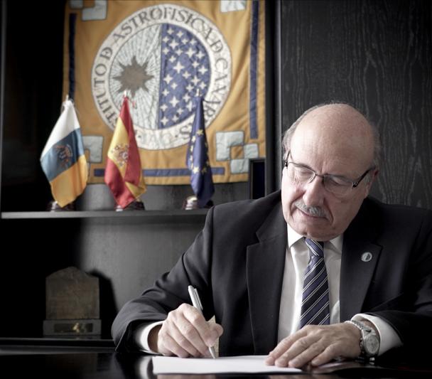 Rafael Rebolo - Signature of the agreement with AEMET