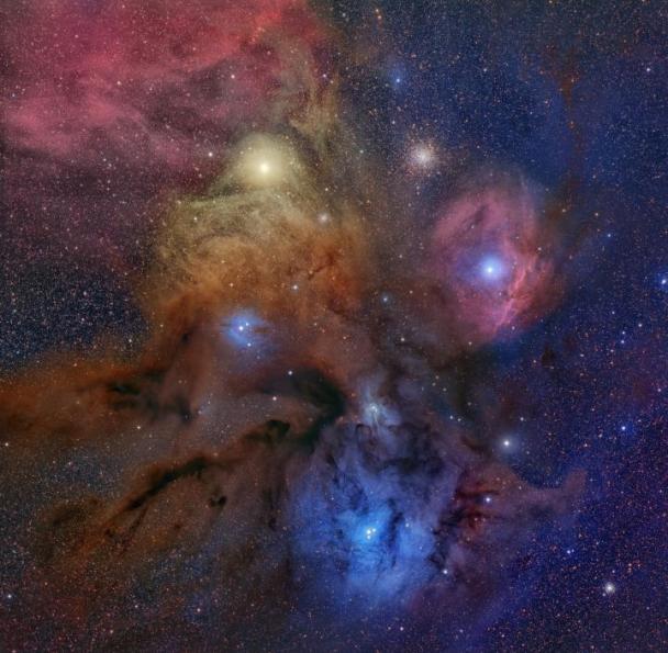 Regón de Antares con Cúmulos Globulares