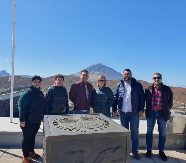 La Corporación Municipal de Tegueste visita el IAC 