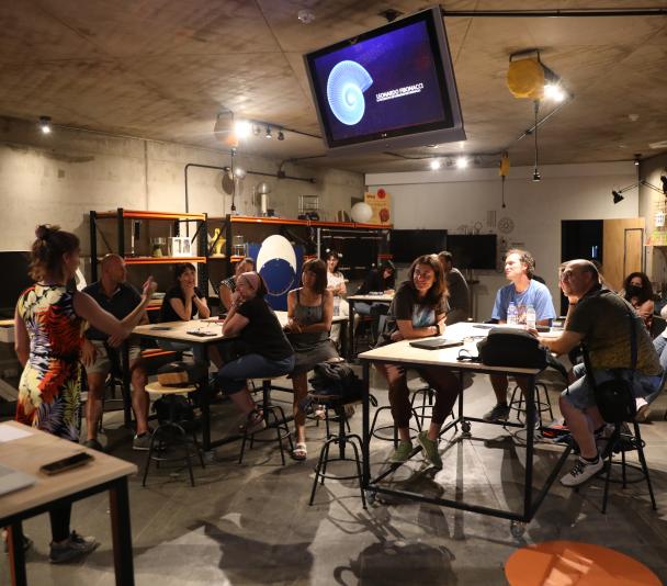 Docentes durante uno de los talleres en el MCC