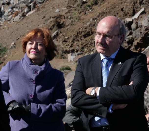 Algunos asistentes al acto de colocación de la placa y de conmemoración del 30º aniversario de la Ley del Cielo