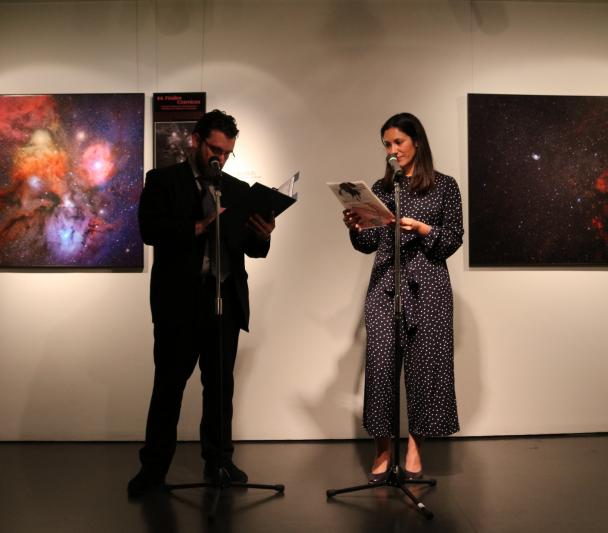 Inauguración de la exposición "100 Lunas cuadradas" en el Instituto Cervantes de Tokio