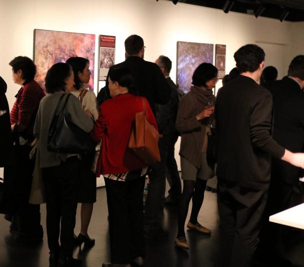  Visitors to the inauguration of the exhibition "100 Square Moons" at the Cervantes Institute in Tokio