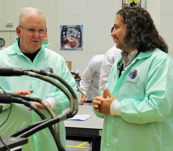 Wayne Rosing and Alfonso López Aguerri during their visit to the IAC Headquarter in La Laguna Wayne Rosing and Alfonso López Aguerri during their visit to the IAC Headquarter in La Laguna