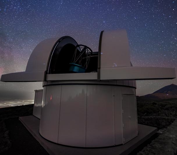 El telescopio ARTEMIS, de la red SPECULOOS, en el Observatorio del Teide.