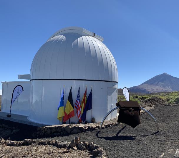 Telescopio Artemis, de la red Speculoos, en el Observatorio del Teide, antes de su inauguración.