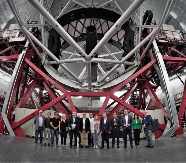 Representantes políticos de instituciones canarias visitan el Gran Telescopio Canarias (GTC) Representantes políticos de instituciones canarias visitan el Gran Telescopio Canarias (GTC)