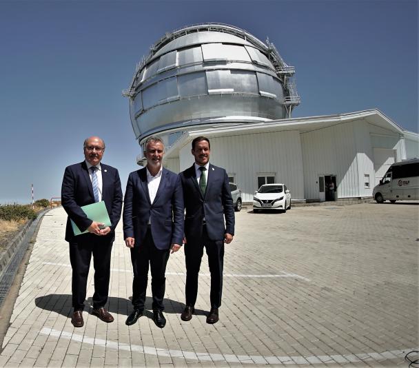 Rafael Rebolo, Ángel Víctor Torres y Mariano Hernández Zapata en el GTC. Rafael Rebolo, Ángel Víctor Torres y Mariano Hernández Zapata en el GTC.