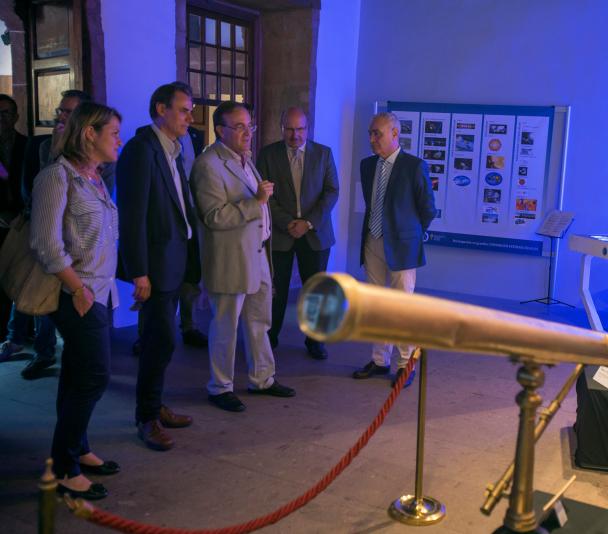 Exposición "Luces del Universo". Exposición "Luces del Universo".