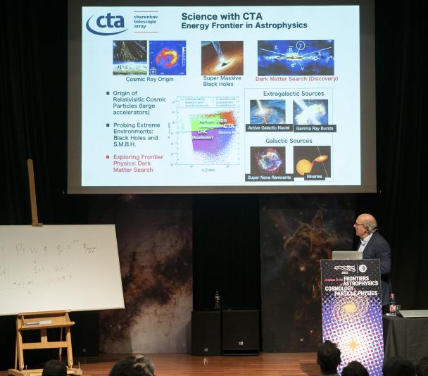 Rafael Rebolo, Director of the IAC, giving the inaugural lecture of the Winter School. Rafael Rebolo, Director of the IAC, giving the inaugural lecture of the Winter School.