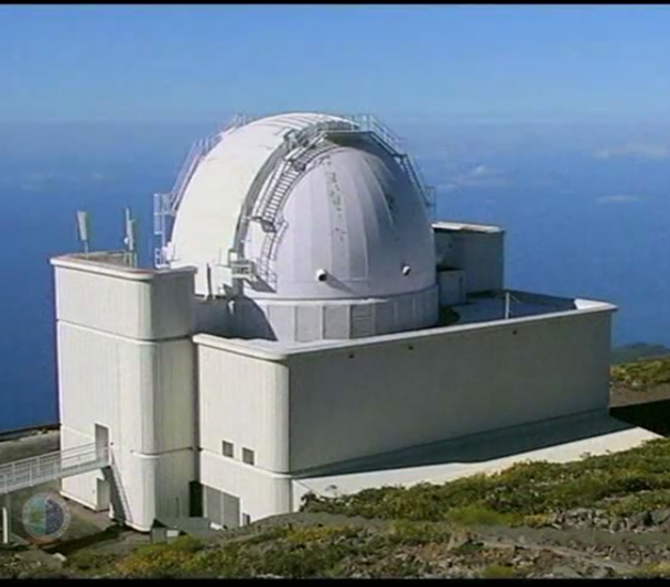 Teide and Roque de los Muchachos Observatories
